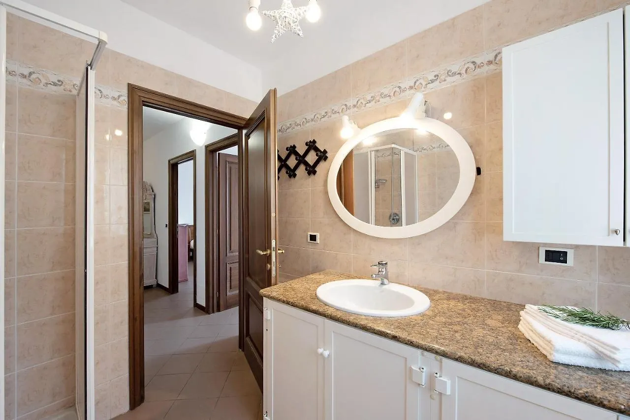 Bagetti Villa Varazze 0*,